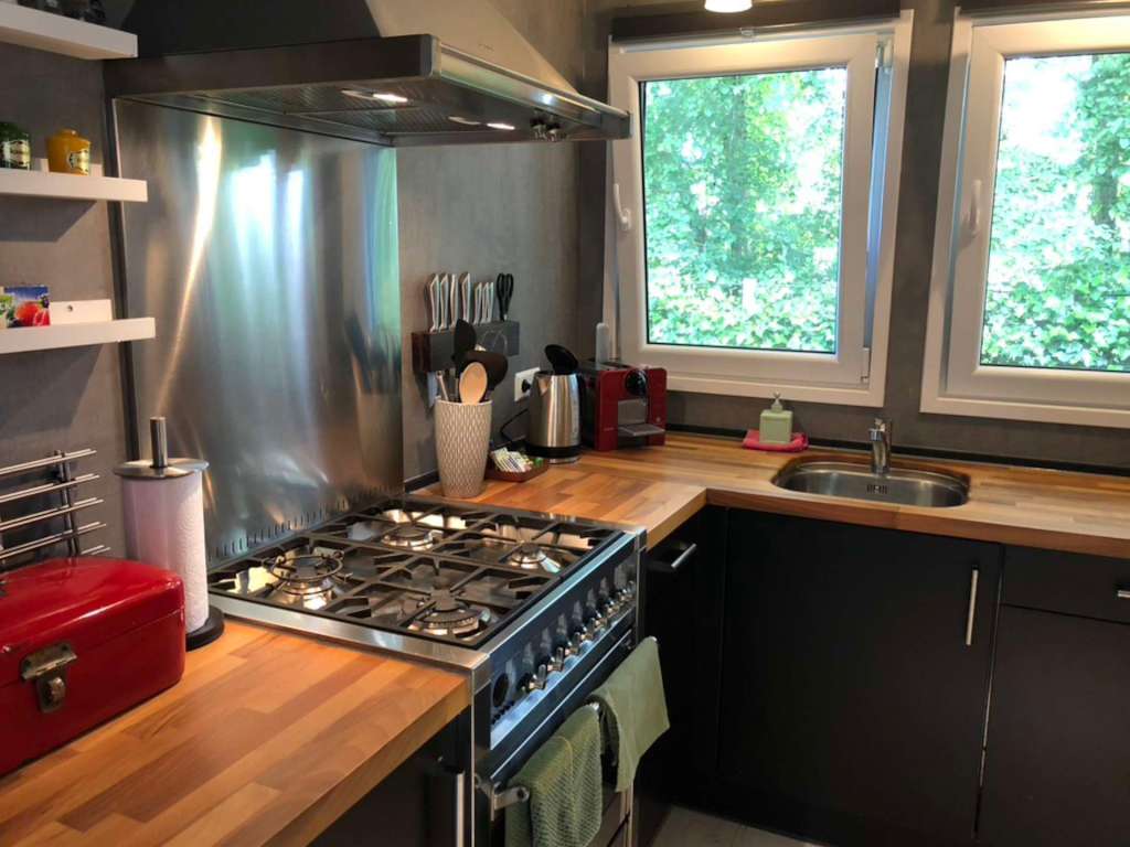 Volledig uitgeruste keuken van vakantiehuisje Plattedijk 1.0